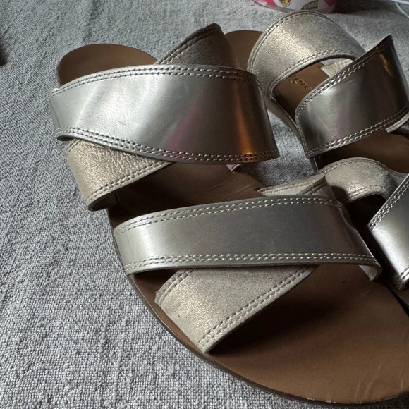 Paul Green Venice champagne metallic leather sandals US size 9 - Picture 2 of 5